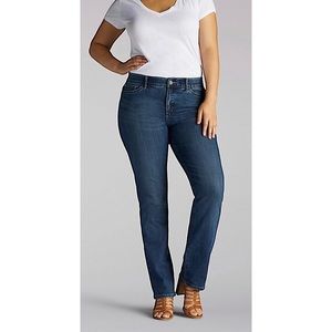 LEE FLEX MOTION REGULAR FIT STRAIGHT LEG JEAN